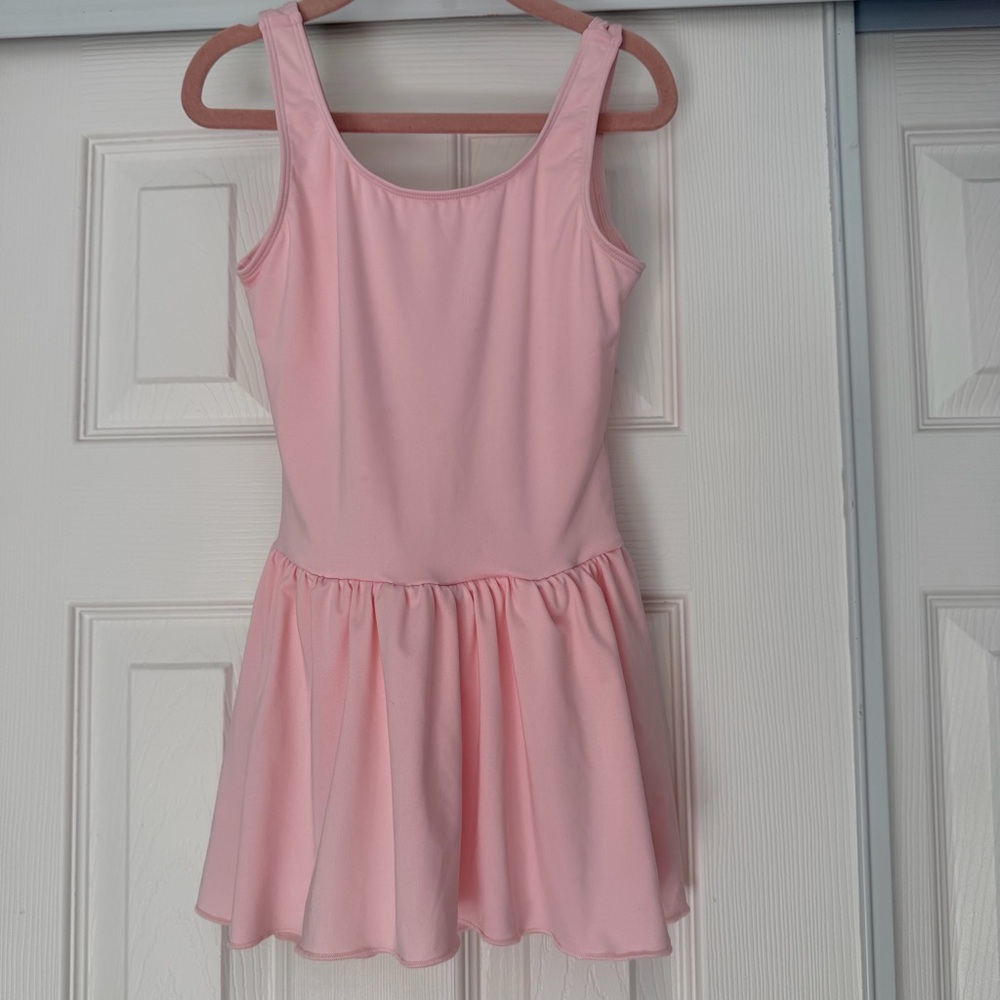 Leo’s Pink Sleeveless Dance Leotard with Skirt Girls Size 8-10